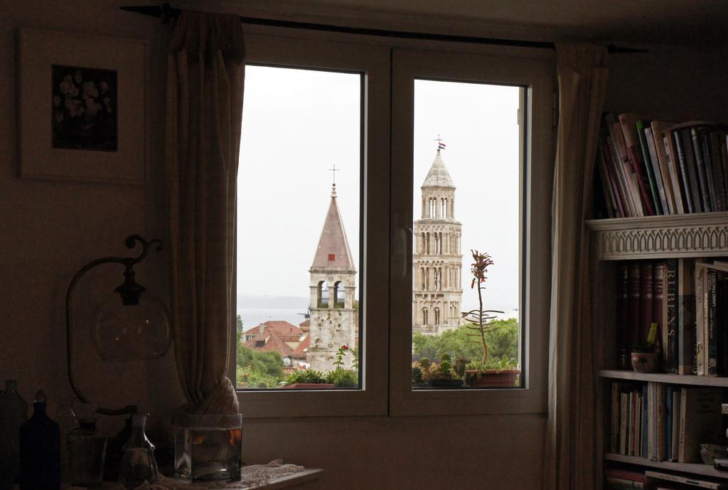 Apartment Vintage Art Split Rum bild